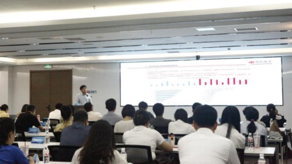 稳操胜券配资 天津市基金业协会联合天津滨海高新区创投社区举办“私募基金走进天开华苑科创园”沙龙活动